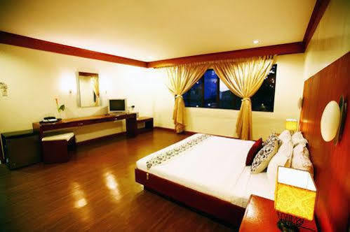 Nagaland Hotel Exterior foto